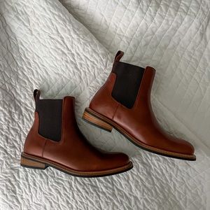NWOT Nisolo Carmen Chelsea Boots 8.5